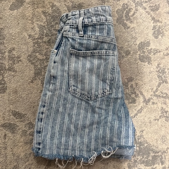 Free People striped high waisted denim shorts - Picture 2 of 3